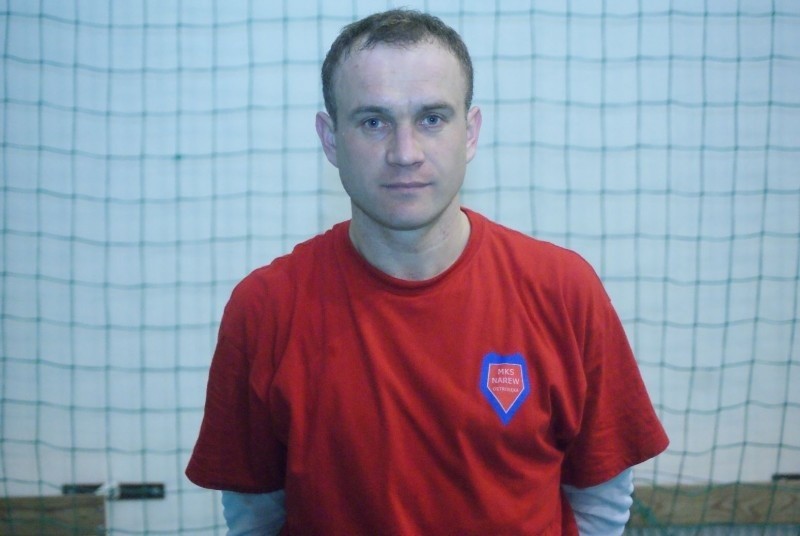 Drugi trener Narwi Ostrołęka, Jan Cios.