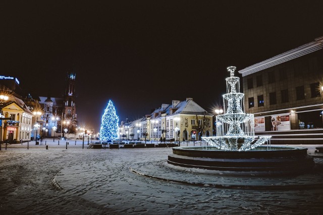 Zobaczcie jak wygląda Białystok tuż przed świętami Bożego Narodzenia. Ten niezwykły klimat uchwycił nasz Czytelnik Karol Milewski.
