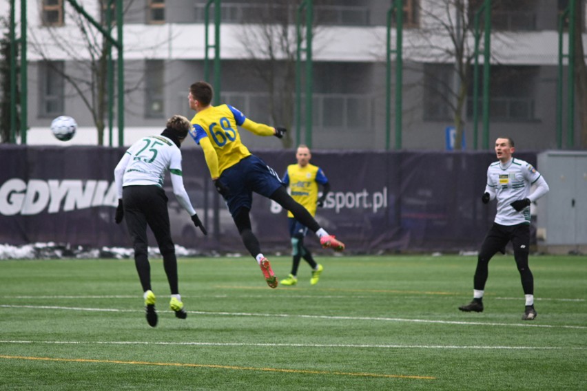 Zwycięski sparing Arki Gdynia. Olimpia Grudziądz pokonana przez żółto-niebieskich na Narodowym Stadionie Rugby