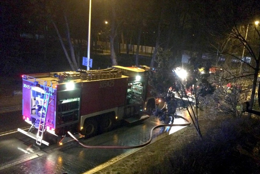 Tragiczny pożar przy ul. Czajkowskiego. Nie żyje jedna osoba