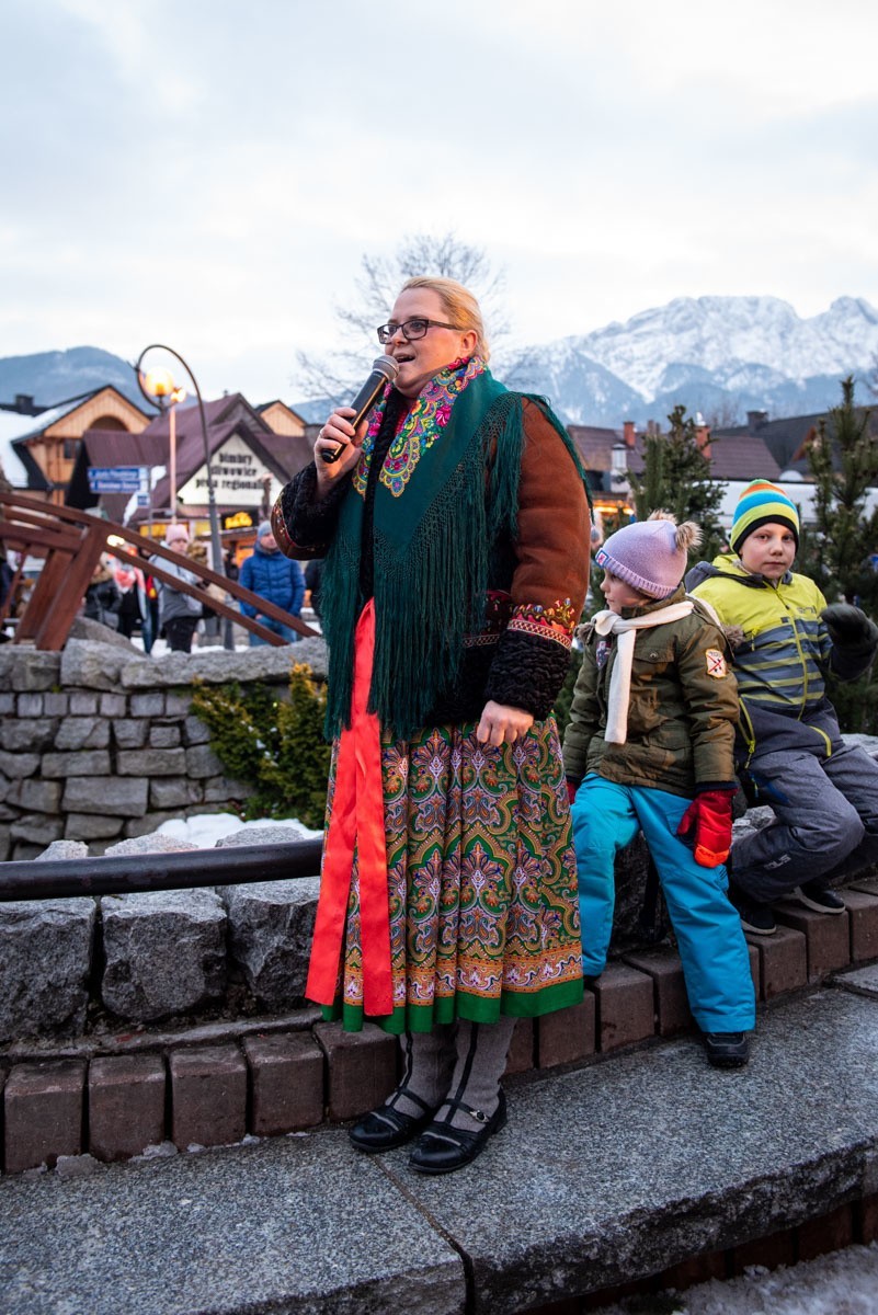 Zakopane. Szkoccy i góralscy dudziarze na koniec karnawału