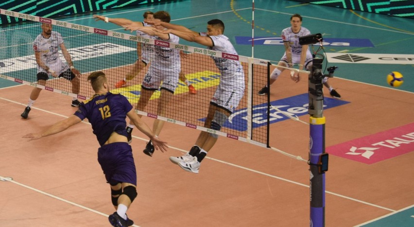 PlusLiga. Bez niespodzianki w Radomiu. Cerrad Enea Czarni przegrali w Projektem Warszawa (ZDJĘCIA Z MECZU) 