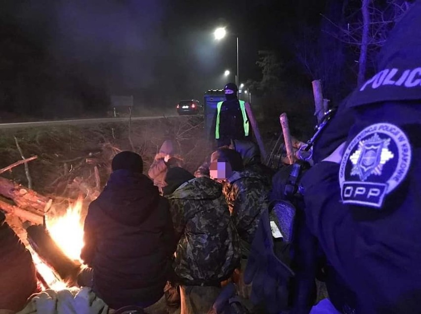 Policjanci z Krakowa walczą z przemytem ludzi na granicy