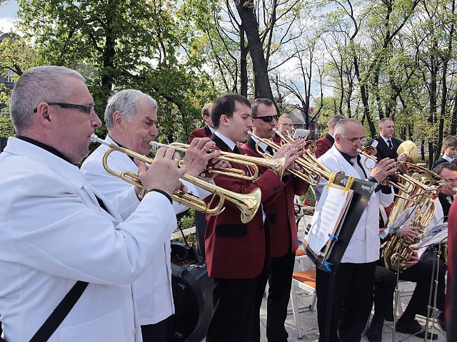 Orkiestry zagrały wspólnie piosenkę "Orkiestry Dęte".