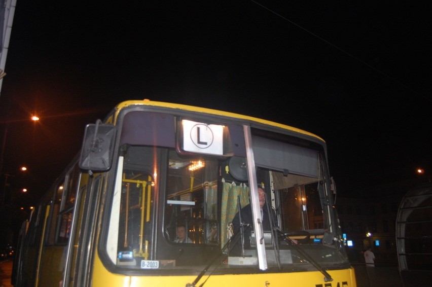 Takimi autobusami wracali do domów kibice z Warszawy.