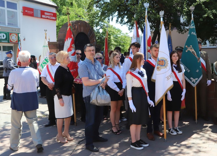 Radomski Czerwiec 1976. Uroczysta msza święta i apel pamięci przy Pomniku Protestu Robotniczego. Zobacz zdjęcia