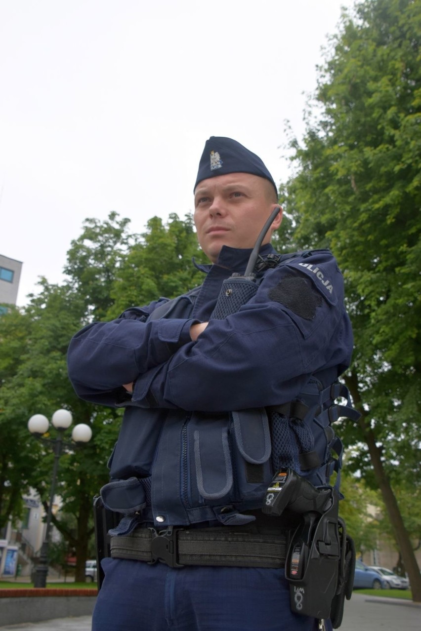 Nowe mundury polskiej policji. Tak się prezentuje nowe...