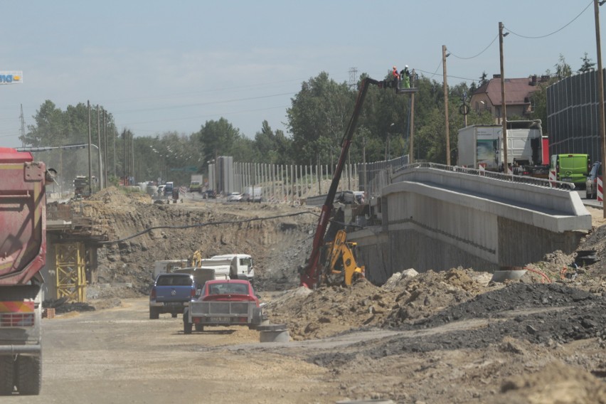 Ogromny wykop powiększa się codziennie. To tędy zostanie...