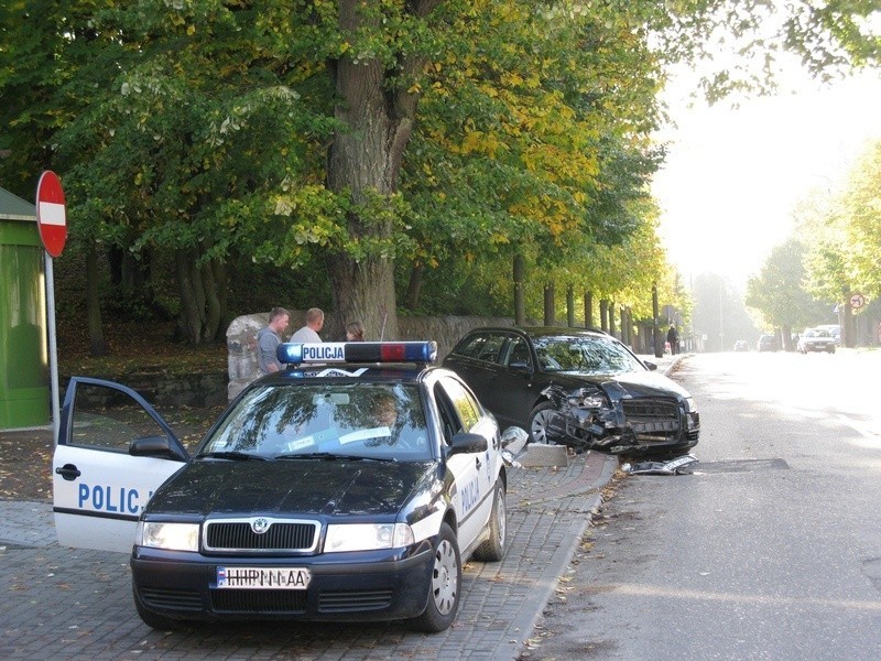 Kolizja na ulicy Dworcowej w Miastku