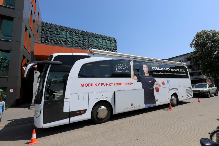 Wampiriada 2019. Studenci honorowo oddają krew. Jeszcze można się zgłosić. Sprawdź, gdzie i kiedy