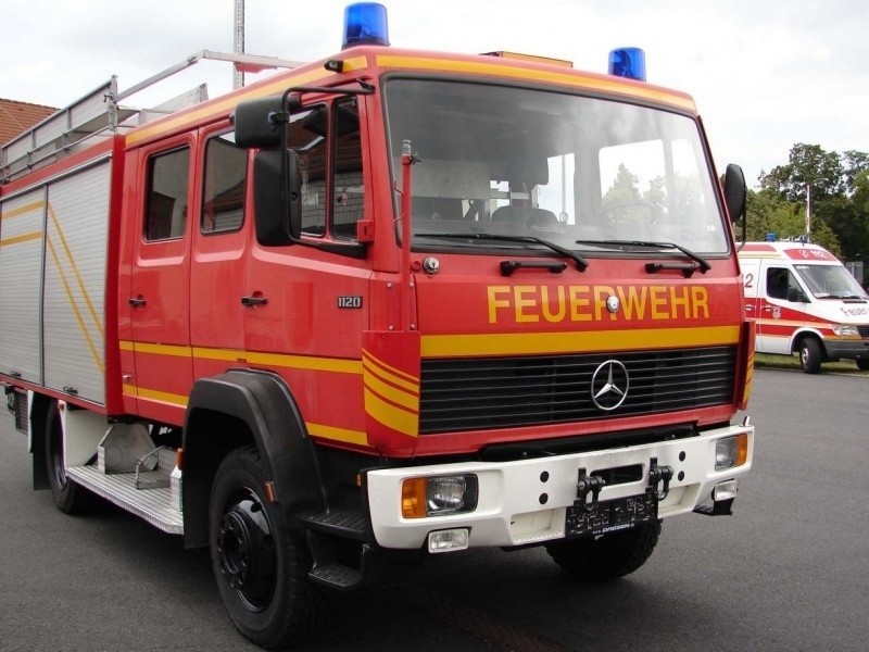Takiego Mercedesa chcą kupić strażacy z OSP Chudoba