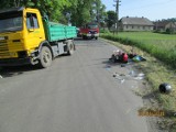 Poręba Spytkowska. 17-latek na skuterze zderzył się z ciężarówką. Jest w ciężkim stanie