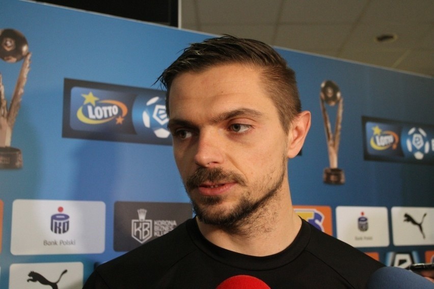 Były piłkarz KSZO Ostrowiec Adrian Frańczak w sztabie szkoleniowym Wieczystej Kraków. Trenerem bramkarzy jest Michał Miśkiewicz