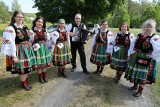 Folkowa zabawa w Jeleniu (gmina Borne Sulinowo). Na ludową nutę [zdjęcia]