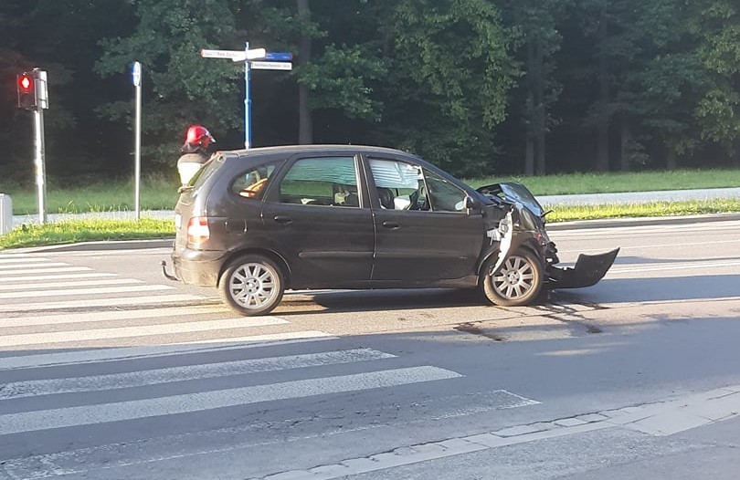 Wypadek na skrzyżowaniu Popowickiej i Wejherowskiej 