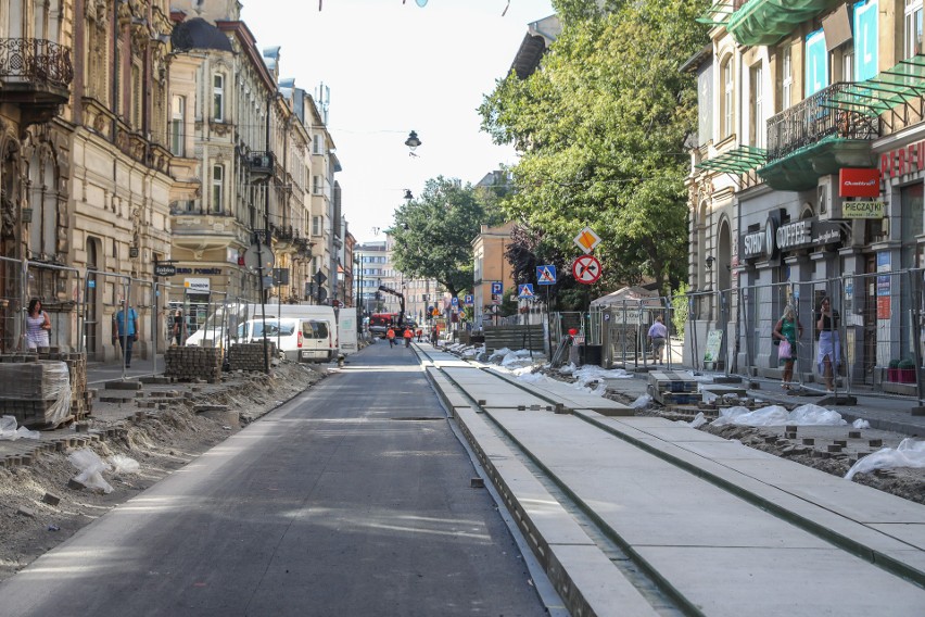 Wciąż trwa remont ulicy Karmelickiej