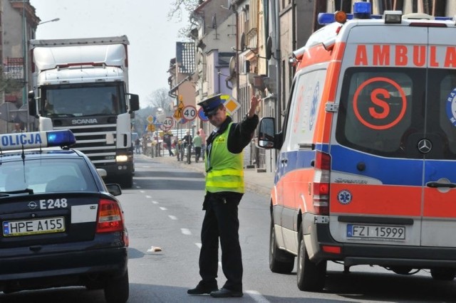 Żeby uniknąć wypadków na głównych ulicach: Wolsztyńskiej, 27 Stycznia, Sulechowskiej, Ryszard Cieślak podsuwa rowerzystom pomysł przejeżdżania ulicami równoległymi: Browarną, Pocztową, Marchlewskiego.