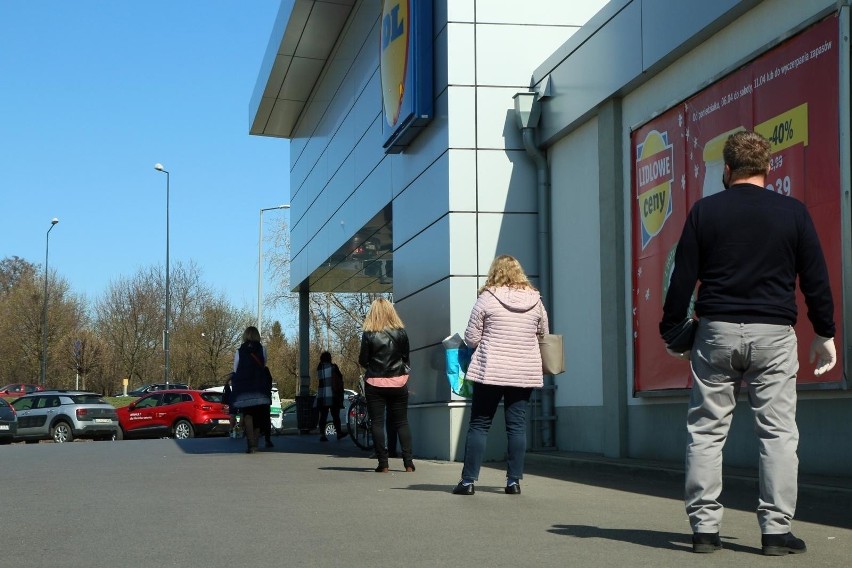 Osoby łamiące nakazy, w pierwszej kolejności mają być...