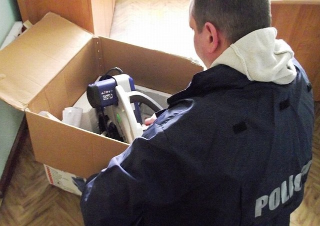 28-letni mieszkaniec Koronowa wyłudził w inowrocławskim sklepie pilarkę wartą 2 tys. zł.