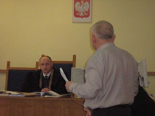 Emanuel P. przez kilka godzin składał dziś wyjaśnienia i odpowiadał na pytania sędziego Waldemara Wysowskiego