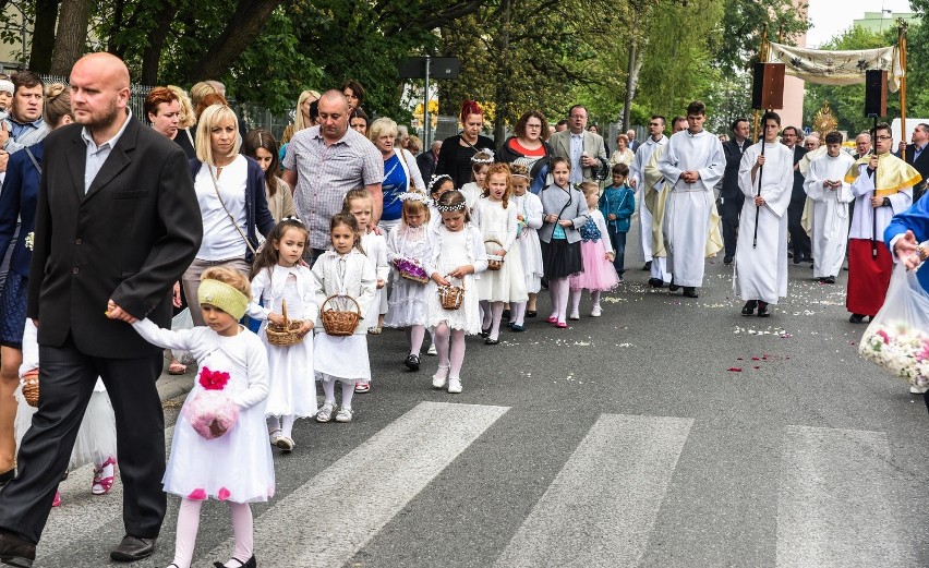 BOŻE CIAŁO PROCESJA...