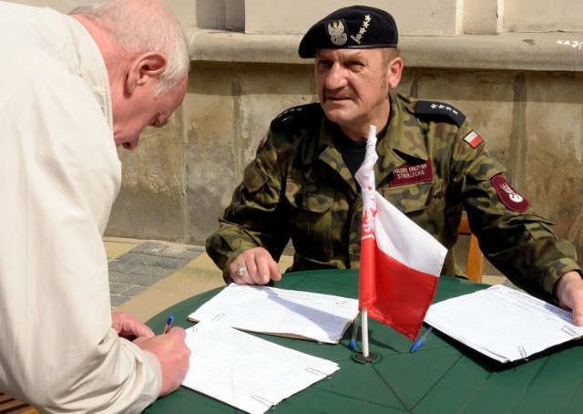 Kresowiacy chcą uczcić pamięć ofiar rzezi wołyńskiej