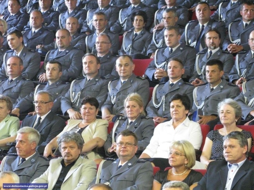 Dolnośląscy policjanci z odznaczeniami z okazji Święta Policji (ZDJĘCIA)