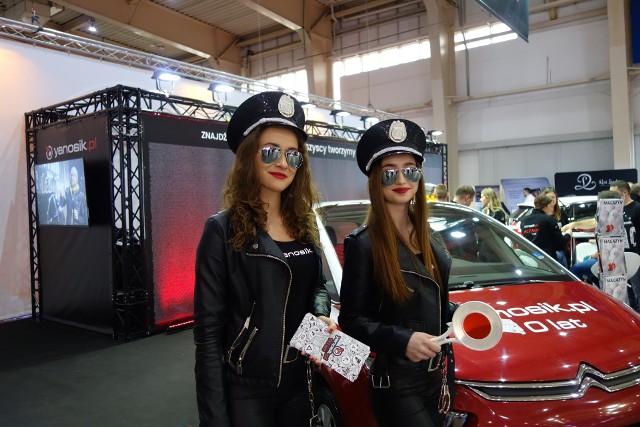 Poznań Motor Show 2019 Dniem prasowym rozpoczął się Poznań Motor Show 2019. To okazja do zobaczenia wielu motoryzacyjnych premier i pięknych kobiet, które goszczą na stoiskach marek. Fot. Ryszard M. Perczak