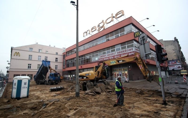 Znalezione fundamenty zostały udokumentowane i ponownie...