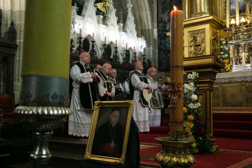 Kraków pożegnał księdza Bielańskiego. Msza święta odbyła się...