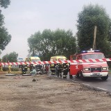 Wypadek w Krzepicach. W szpitalu zmarła pasażerka mini-cara
