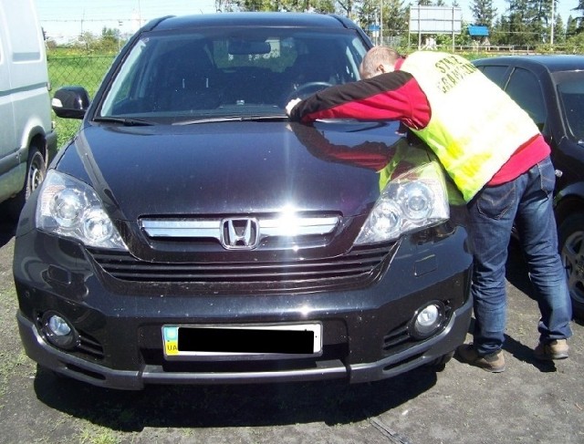 Hondy zostały ujawnione na przygranicznym parkingu w Medyce.