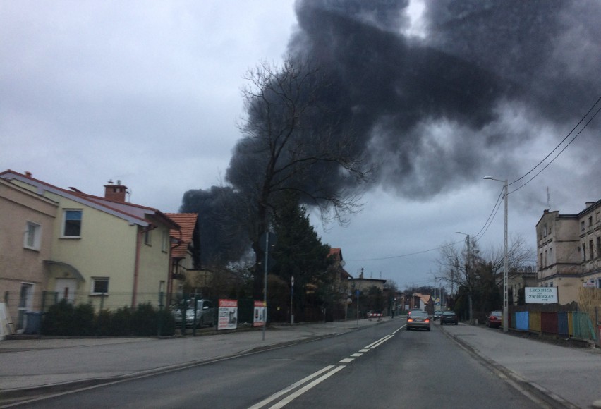 Pożar składowiska opon na Zakrzowie (ZDJĘCIA)