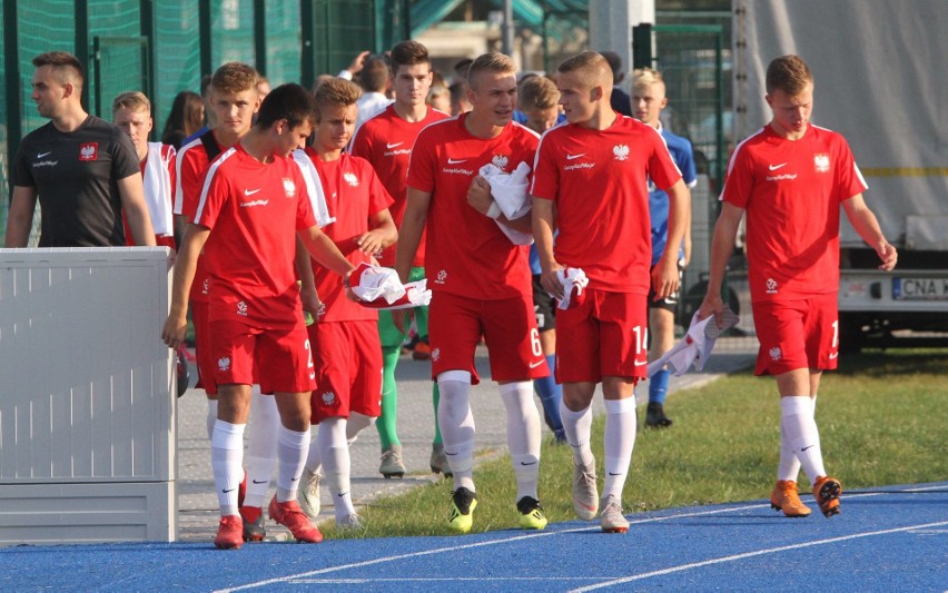 Polska wygrała z Estonią 2:0 w Nowinach. Dobry mecz Górskiego z Korony, a trybuny pełne menadżerów [GALERIA ZDJĘĆ, WIDEO]   