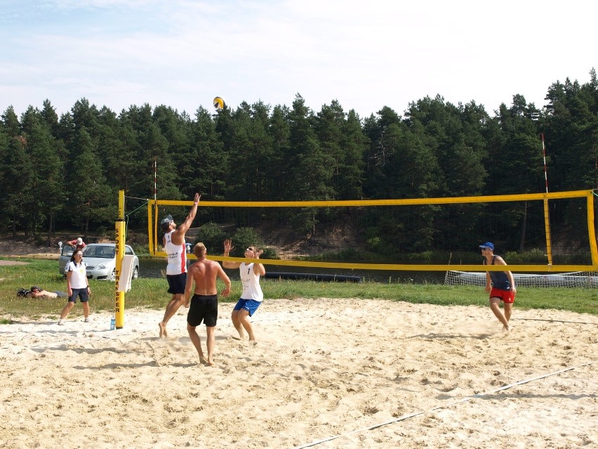 Turniej siatkówki plażowej odbył się w Kaniowie