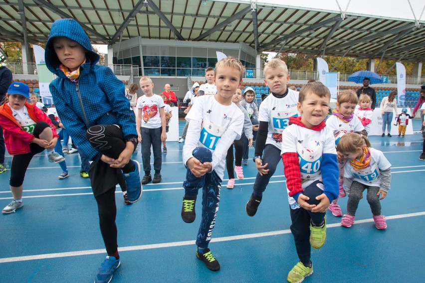 4. PKO Bieg Charytatywny w Lublinie: Pomagamy z każdym krokiem. W szczytnym celu pobiegli dla najmłodszych [ZDJĘCIA, WIDEO]