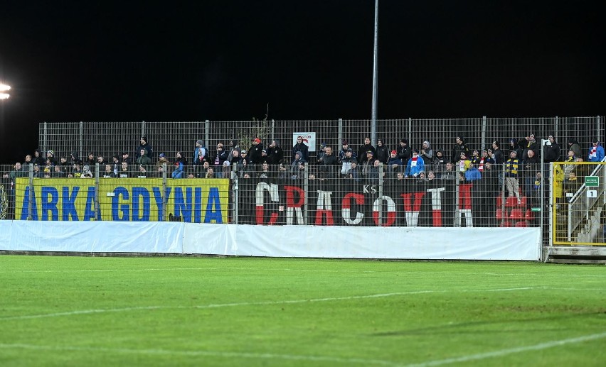 Bytovia Bytów - Cracovia 2:3