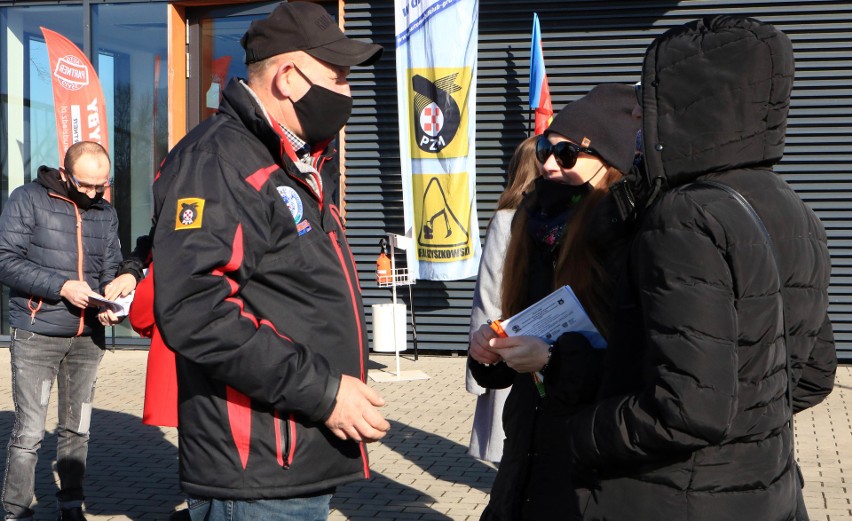 Samochodowy rajd turystyczny (nie tylko) dla kobiet zorganizował grudziądzki automobilklub  [zdjęcia]