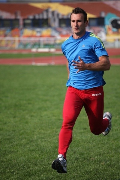 Kamil Kryński broni dwóch złotych medali. Rok temu wygrał 200 metrów i sztafetę 4x100 m z kolegami z Podlasia Białystok.