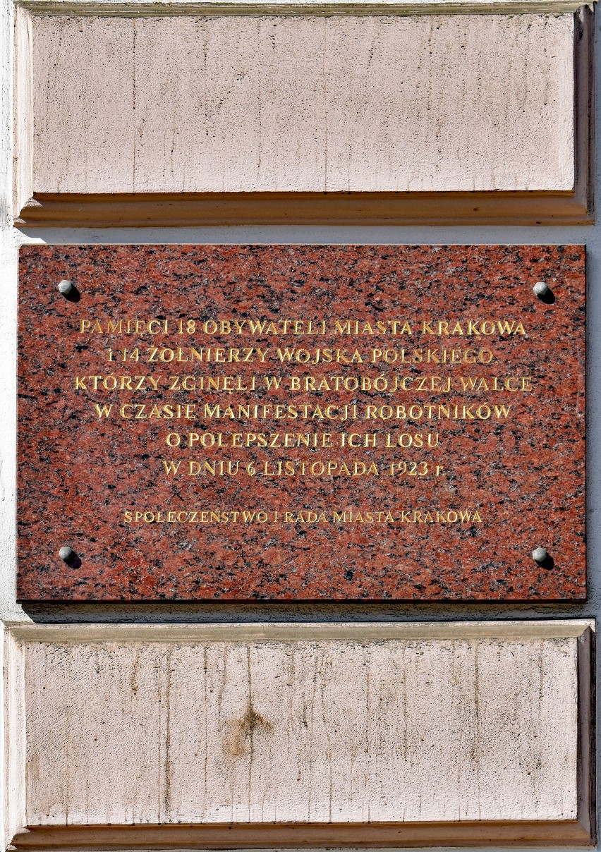 Rok 1923 w Krakowie, tablica na ul. Dunajewskiego...