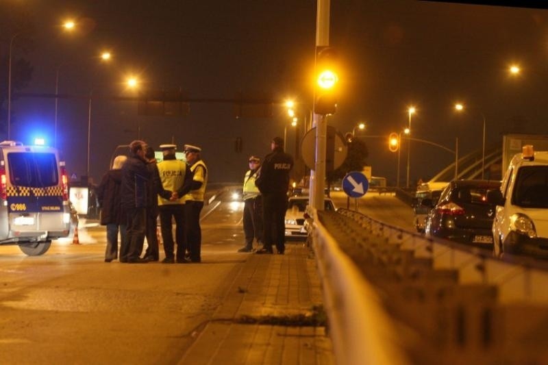 W Gdyni doszło do awarii rury ciepłowniczej 24.10.2014 r.