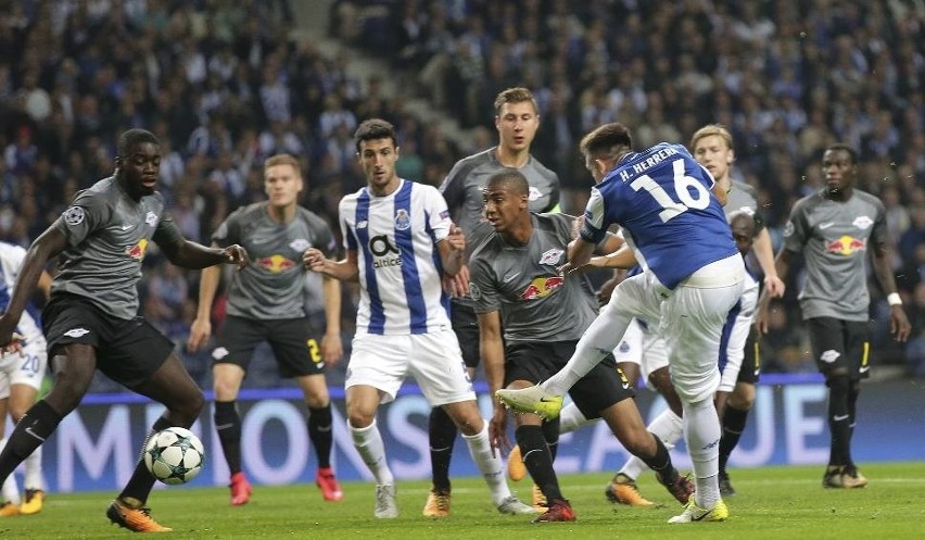 Roma - Porto 2:1! Zobacz gole na YouTube. Champions League live stream. Obszerny skrót meczu, zobacz wszystkie bramki. Liga Mistrzów gole