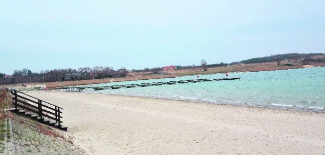 Obecnie Kopalnia Siarki Machów SA wokół Jeziora Tarnobrzeskiego ma 183 hektary.