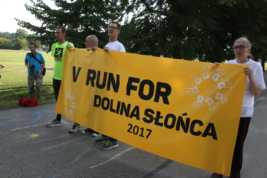 V RUN for Dolina Słońca: bieg dla podopiecznych ośrodka DOLINA SŁOŃCA [ZDJĘCIA UCZESTNIKÓW]