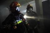 Pożar domu w Chorzenicach. Ciężko poparzony mężczyzna trafił do szpitala