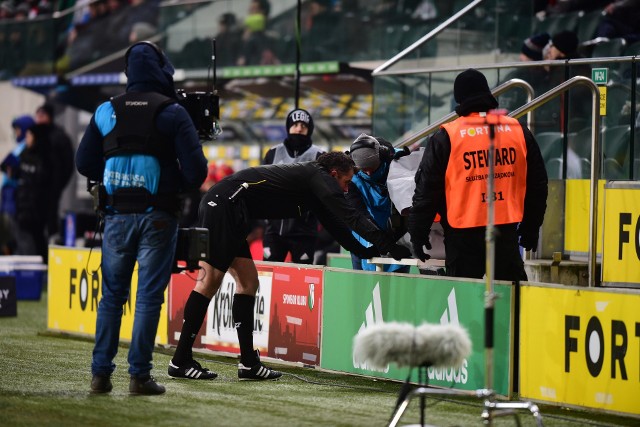 Sędzia Daniel Stefański analizuje kontrowersyjną sytuację w lutowym meczu ligowym Legia Warszawa - Jagiellonia Białystok