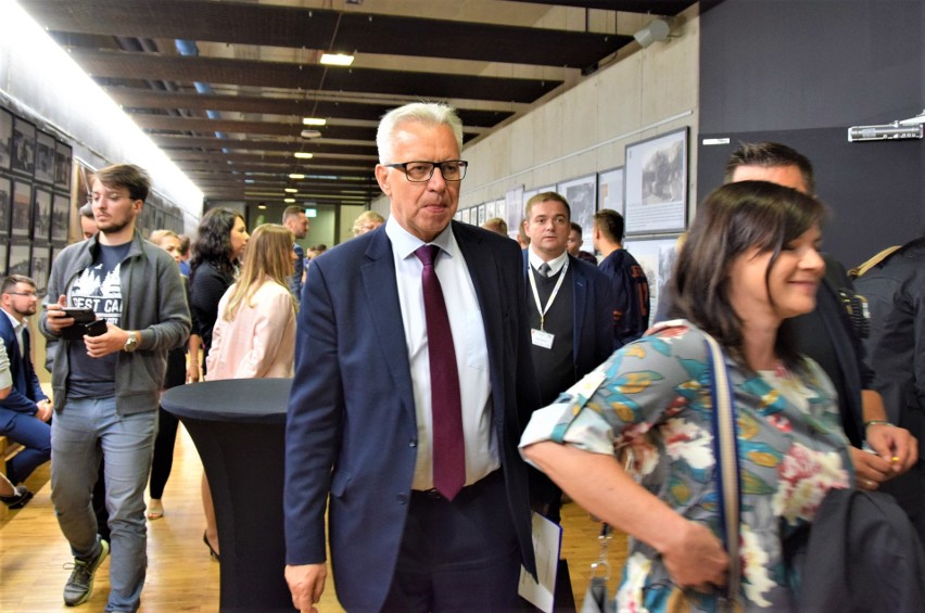 Program Operacyjny Wiedza Edukacja Rozwój przebiega bez zakłóceń. Konferencja nie