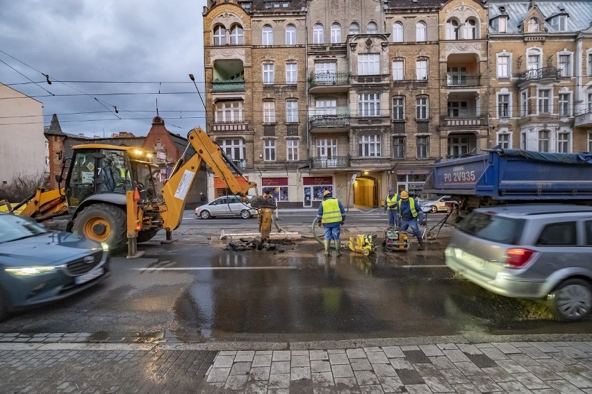 Do awarii wodociągowej doszło na ulicy Głogowskiej, na...