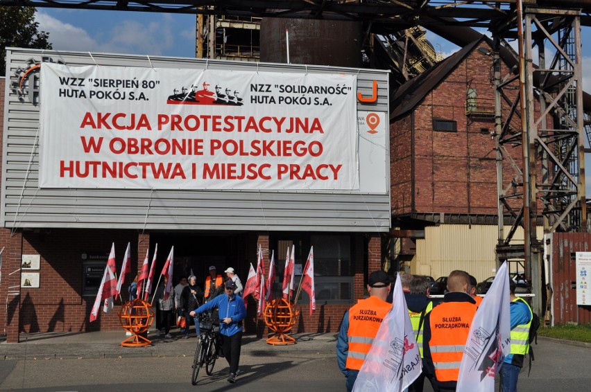 Protest pod Hutą Pokój. "Solidarność" i "Sierpień 80" o złej...