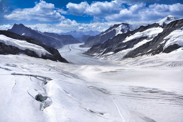Wody z topniejących lodowców górskich mogą zagrozić milionom ludzi na całej planecie